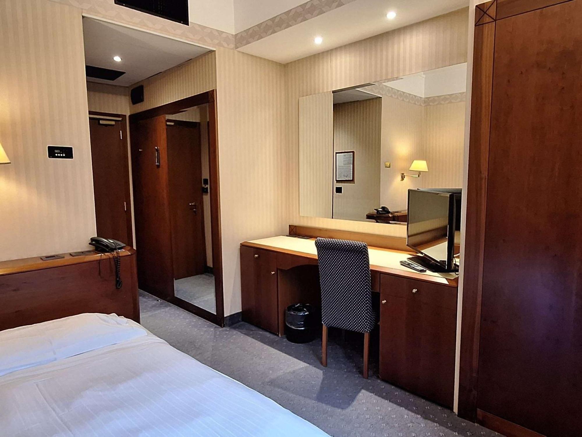 Mercure Reggio Emilia Centro Astoria Luaran gambar